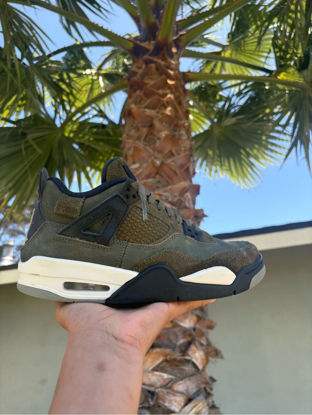 Nike Air Jordan 4 YOUTH Sneakers - Olive/Black